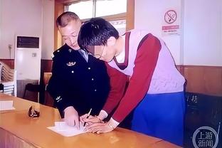 Hôm nay, 13 năm trước, Man City đã ký hợp đồng với Dzeko, cầu thủ đã chơi 189 trận cho Blue Moon, 72 bàn thắng 38.